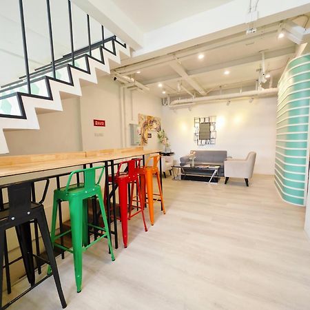 Ostay Asoke Bangkok Makkasan Exteriör bild