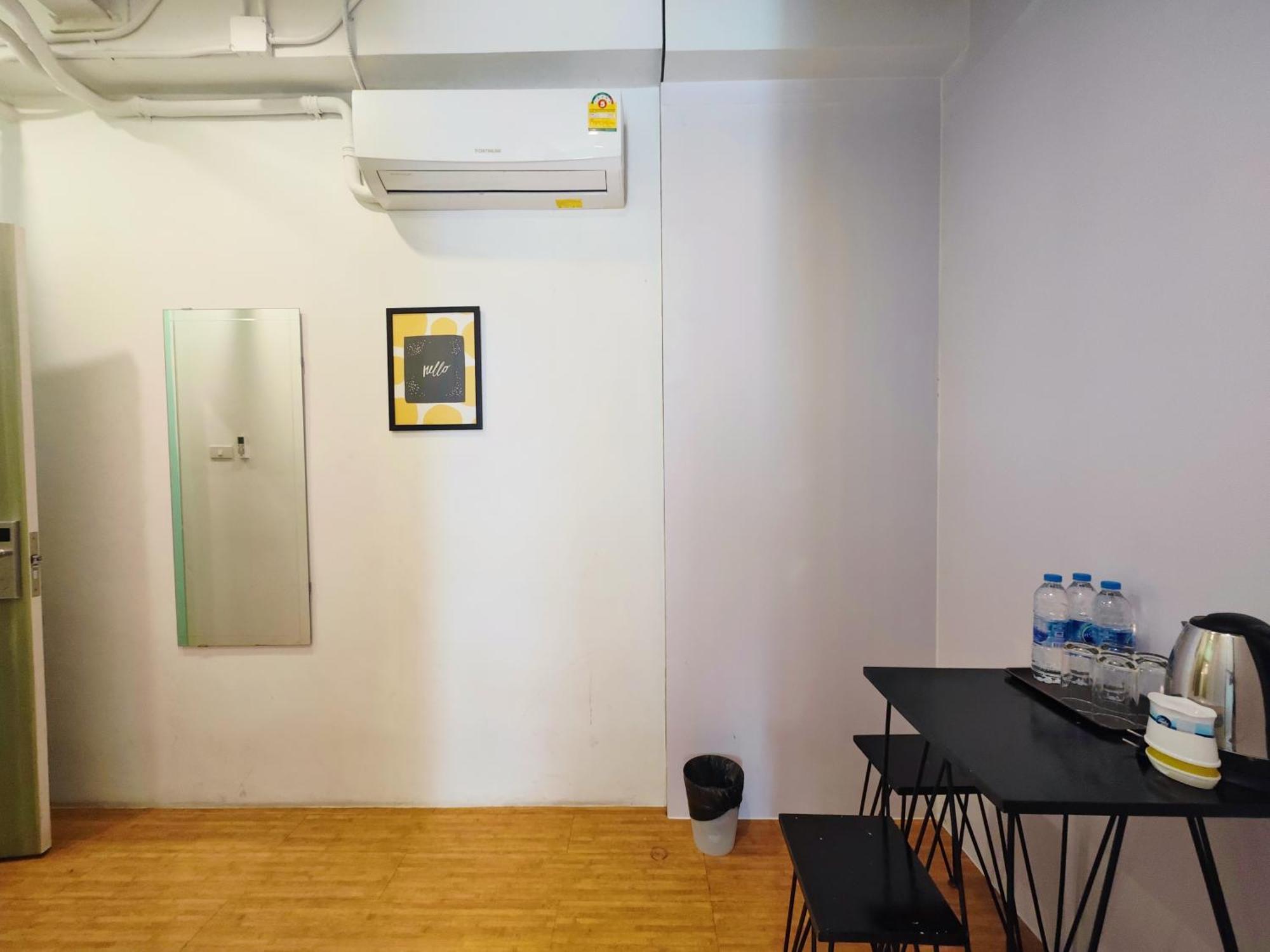 Ostay Asoke Bangkok Makkasan Exteriör bild