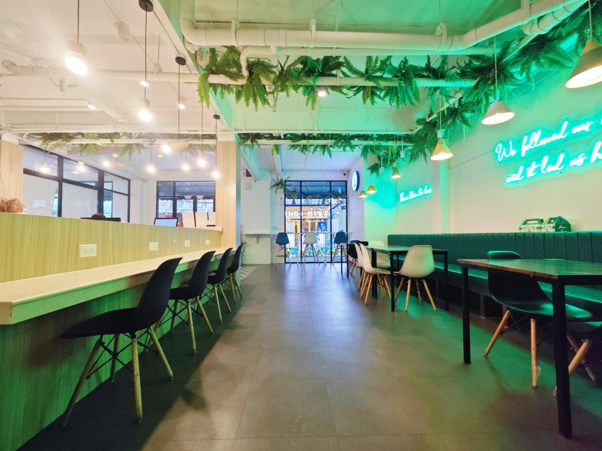 Ostay Asoke Bangkok Makkasan Exteriör bild