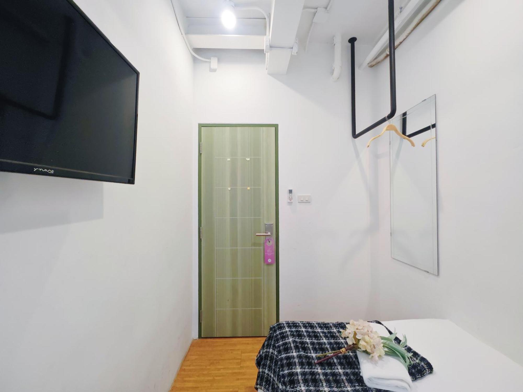 Ostay Asoke Bangkok Makkasan Exteriör bild